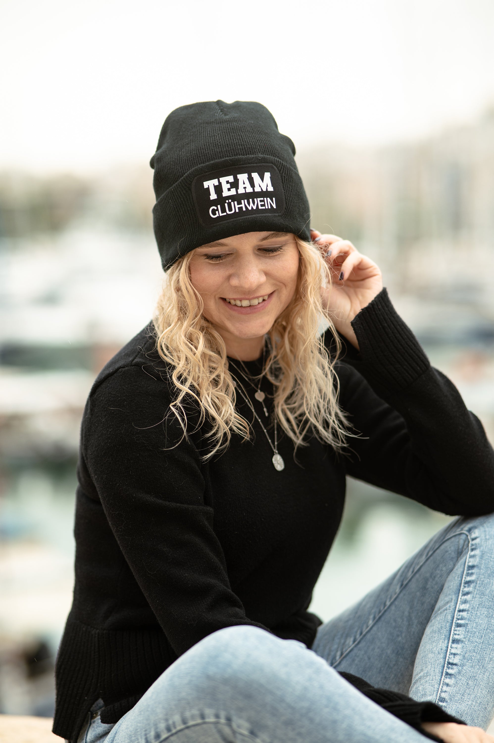 Beanie Strickmütze mit Spruch | Team Glühwein | Farbwahl | Angenehm weich | Onesize