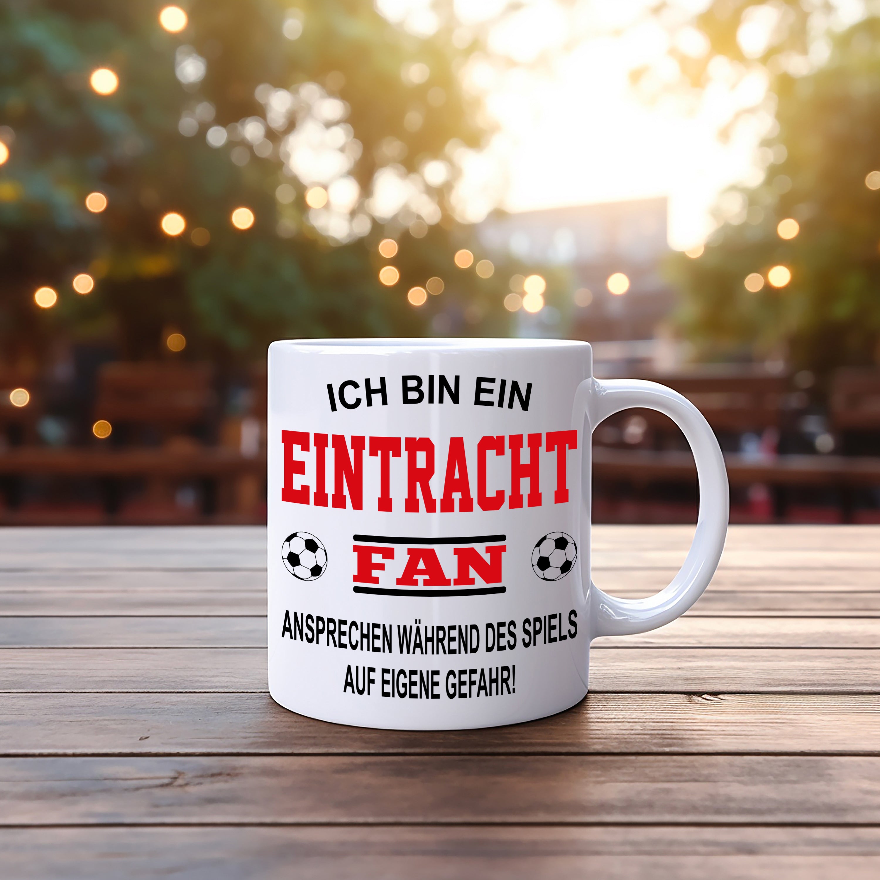 Fussball Tasse | Ich bin ein Eintracht Fan - Ansprechen während des Spiels auf eigene Gefahr | Keramiktasse für Fußballfans