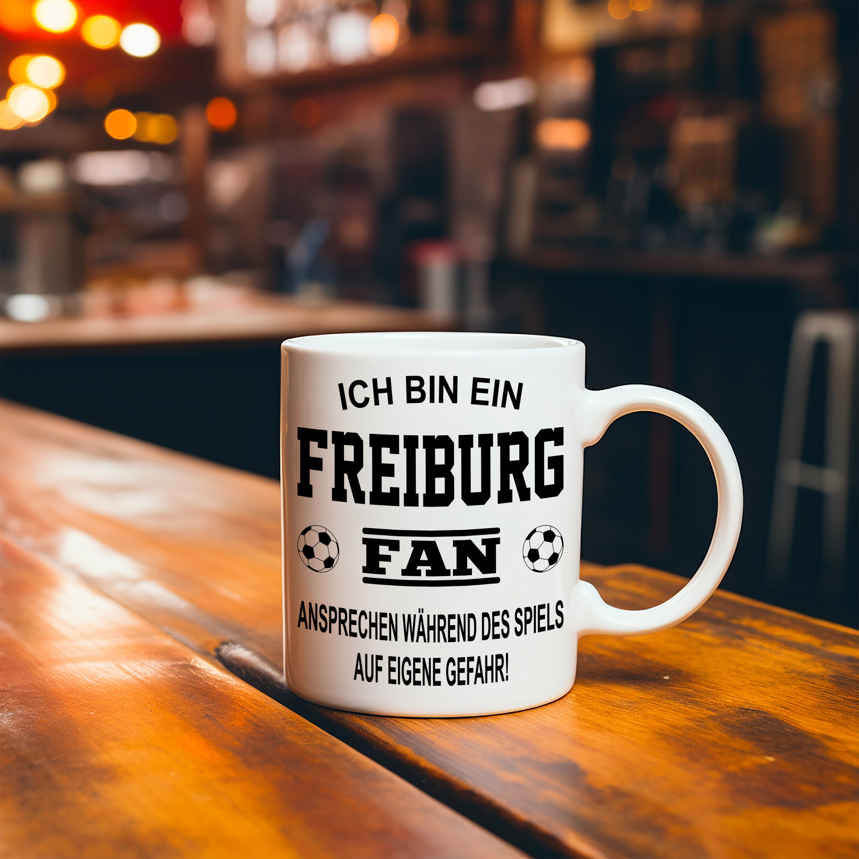 Fussball Tasse | Ich bin ein Freiburg Fan - Ansprechen während des Spiels auf eigene Gefahr | Keramiktasse für Fußballfans