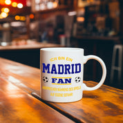Fussball Tasse | Ich bin ein Madrid Fan - Ansprechen während des Spiels auf eigene Gefahr | Keramiktasse für Fußballfans