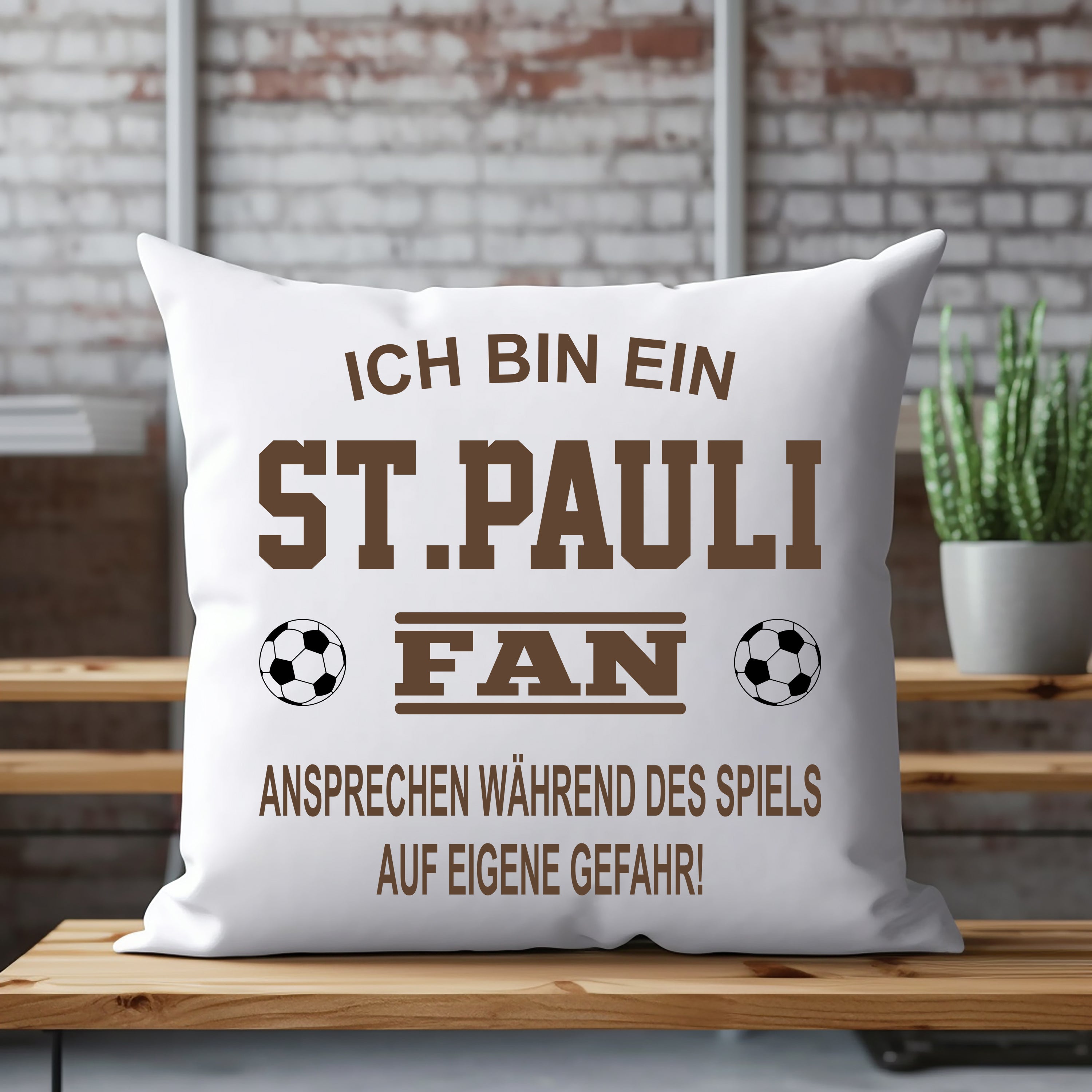 Fussball Kissen | Ich bin ein St. Pauli Fan - Ansprechen während des Spiels auf eigene Gefahr | Dekokissen für Fußballfans