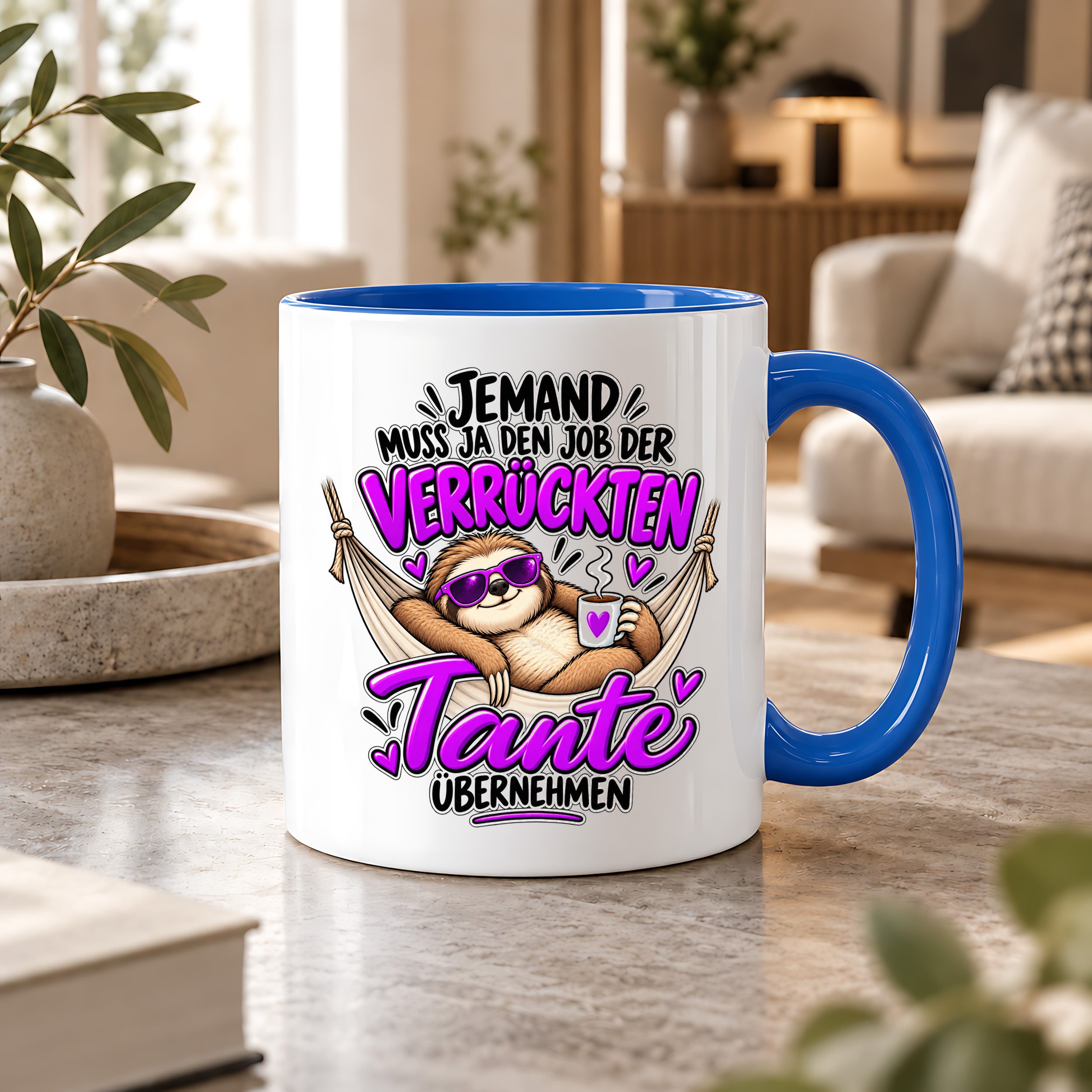 Herzbotschaft Verrückte Tante Tasse – Jemand muss ja den Job der verrückten Tante übernehmen – Lustige Kaffeetasse 330 ml mit Faultier Motiv – Geschenk für Tante, Lieblingstante, Schwester und Schwägerin – Originelle Spruchtasse mit Humor
