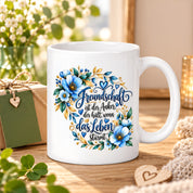 Herzbotschaft Freundschaft Tasse – Freundschaft ist der Anker, der hält, wenn das Leben stürmt – Kaffeetasse mit blauen Blumen und Herzen – Geschenk für beste Freundin, Freund, BFF und Lieblingsmensch – 330 ml