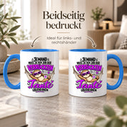 Herzbotschaft Verrückte Tante Tasse – Jemand muss ja den Job der verrückten Tante übernehmen – Lustige Kaffeetasse 330 ml mit Faultier Motiv – Geschenk für Tante, Lieblingstante, Schwester und Schwägerin – Originelle Spruchtasse mit Humor