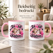 Herzbotschaft Katzen Tasse – Ich mag halt Katzen – Süße Kaffeetasse mit zwei Katzenbabys, Herzen und Pfoten – Geschenk für Katzenliebhaber, Katzenmama, Frauen und Freundin – 330 ml