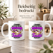 Herzbotschaft Verrückte Tante Tasse – Jemand muss ja den Job der verrückten Tante übernehmen – Lustige Kaffeetasse 330 ml mit Faultier Motiv – Geschenk für Tante, Lieblingstante, Schwester und Schwägerin – Originelle Spruchtasse mit Humor