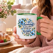 Herzbotschaft Freundschaft Tasse – Freundschaft ist der Anker, der hält, wenn das Leben stürmt – Kaffeetasse mit blauen Blumen und Herzen – Geschenk für beste Freundin, Freund, BFF und Lieblingsmensch – 330 ml