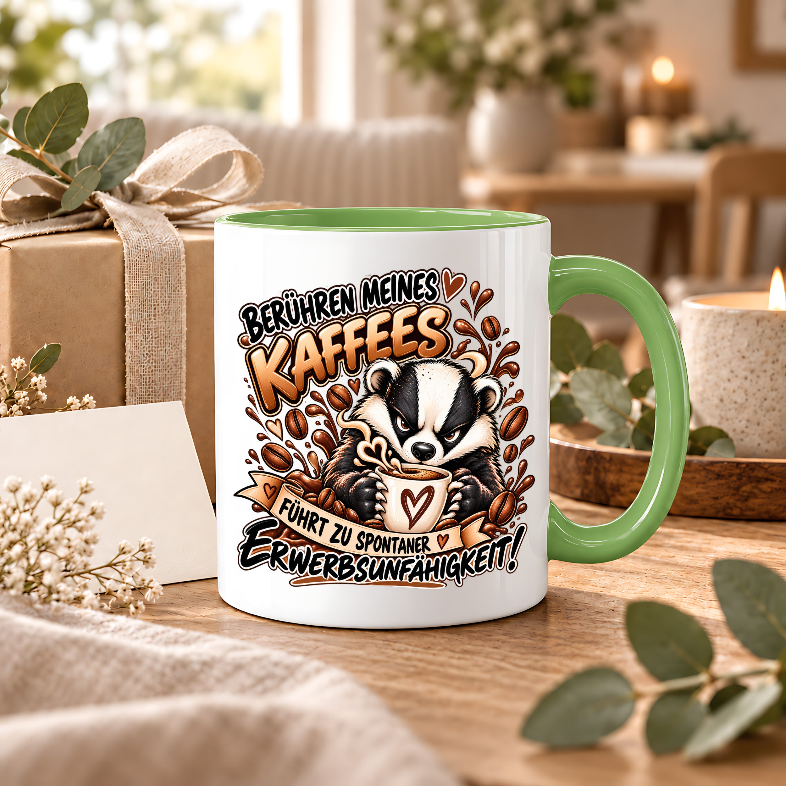 Herzbotschaft Dachs Tasse – Berühren meines Kaffees führt zu spontaner Erwerbsunfähigkeit – Lustige Kaffeetasse mit frechem Dachs Motiv – Geschenk für Kaffeeliebhaber, Kollegen und Büro – 330 ml