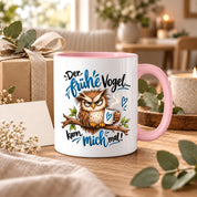 Herzbotschaft Eulen Tasse – Der frühe Vogel kann mich mal – Lustige Kaffeetasse mit mürrischer Eule und Kaffee – Geschenk für Morgenmuffel, Langschläfer, Kaffeeliebhaber, Kollegen und Freunde – 330 ml