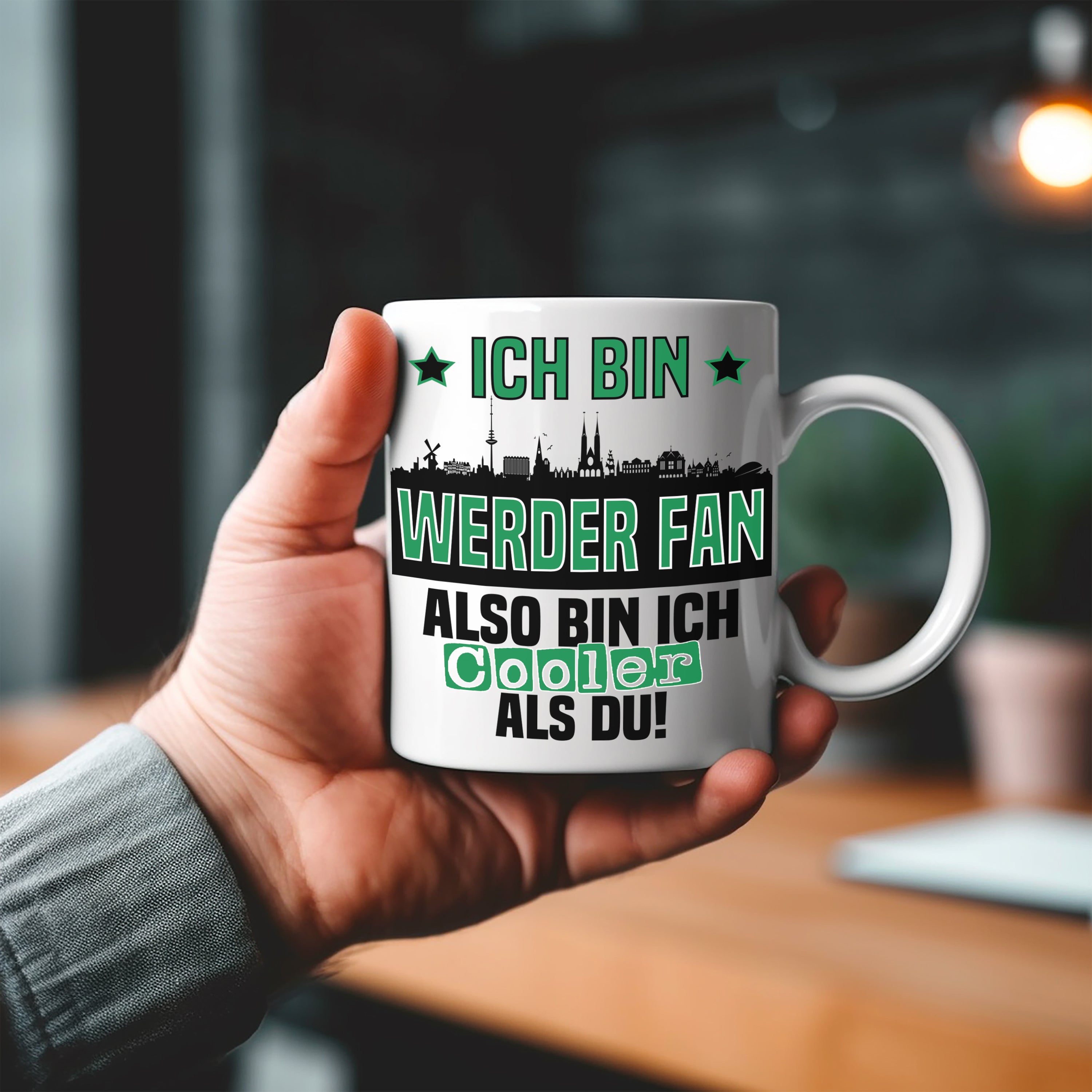 Tasse mit Motiv - Ich bin Werder Fan also bin ich cooler als du! | Bremen Fußball Keramiktasse | Skyline deiner Stadt