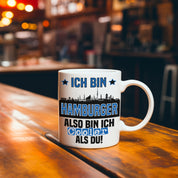 Tasse mit Motiv - Ich bin Hamburger also bin ich cooler als du! | Fußball Keramiktasse für HSV Fan | Skyline deiner Stadt