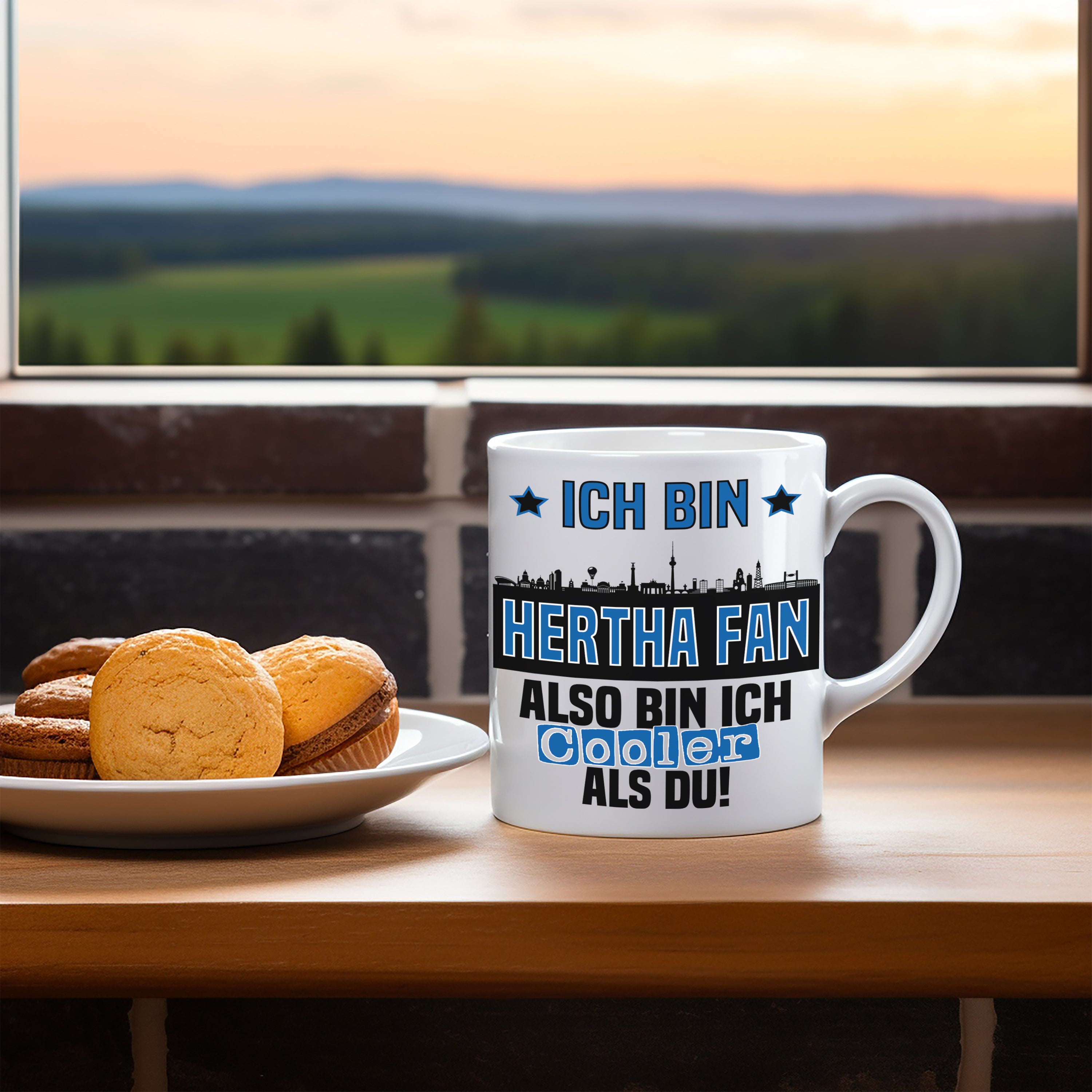 Tasse mit Motiv - Ich bin Hertha Fan also bin ich cooler als du! | Fußball Keramiktasse für BSC Berlin Fan | Skyline deiner Stadt