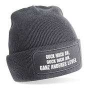 Beanie Strickmütze mit Spruch | Ganz anderes Level | Farbwahl | Angenehm weich | Onesize