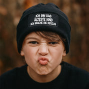 2er Set Beanies Schwarz mit Spruch | Ich bin das älteste Kind - Ich mache die Regeln - Ich bin das jüngste Kind - Für mich gelten die Regeln nicht | Lustige Geschwister-Mützen | Einheitsgröße Unisex