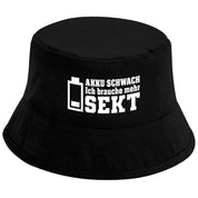 Bucket Hat Schwarz – Akku schwach - Ich brauche mehr Sekt – Fischerhut mit Spruch – Unisex Einheitsgröße – Festivalhut / Sonnenhut für Damen & Herren