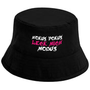Bucket Hat Schwarz – Hokus Pokus Leck mich Modus – Fischerhut mit Spruch – Unisex Einheitsgröße – Festivalhut / Sonnenhut für Damen & Herren