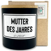 Duftkerze mit Spruch – Mutter des Jahres – Geschenk für Mama, Muttertag, handgemachte Sojakerze im Glas, nachhaltig, optional mit personalisiertem Bambusdeckel