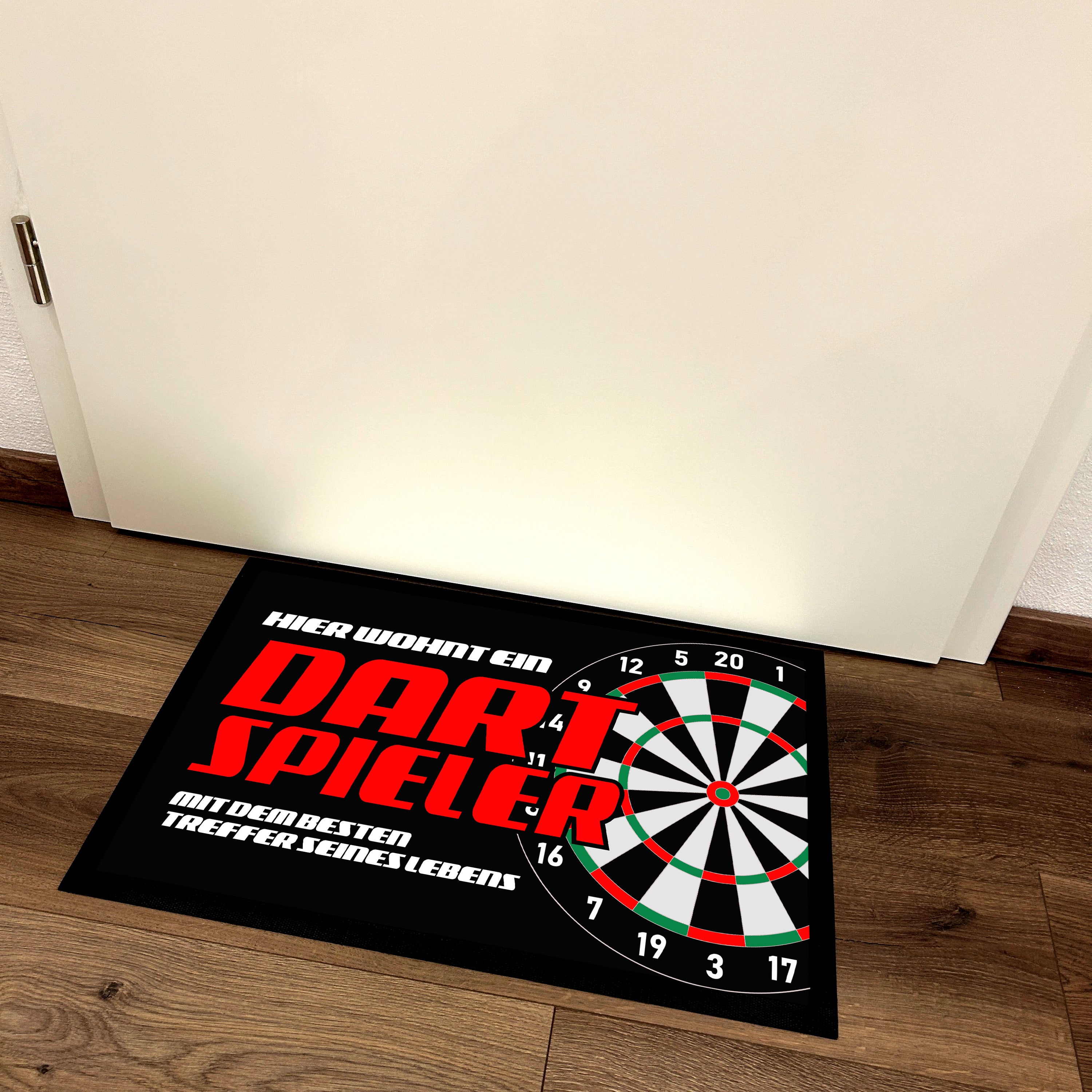 Fußmatte mit Motiv - Hier wohnt ein Dartspieler mit dem besten Treffer seines Lebens - für innen und außen | 60x40cm