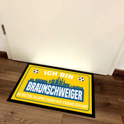Fußmatte für Fußballfans mit Skyline | 60x40cm | Ich bin Braunschweiger - Betreten an Spieltagen auf eigene Gefahr! | Zeige deine Stadtliebe und Fußballbegeisterung! | für innen und außen