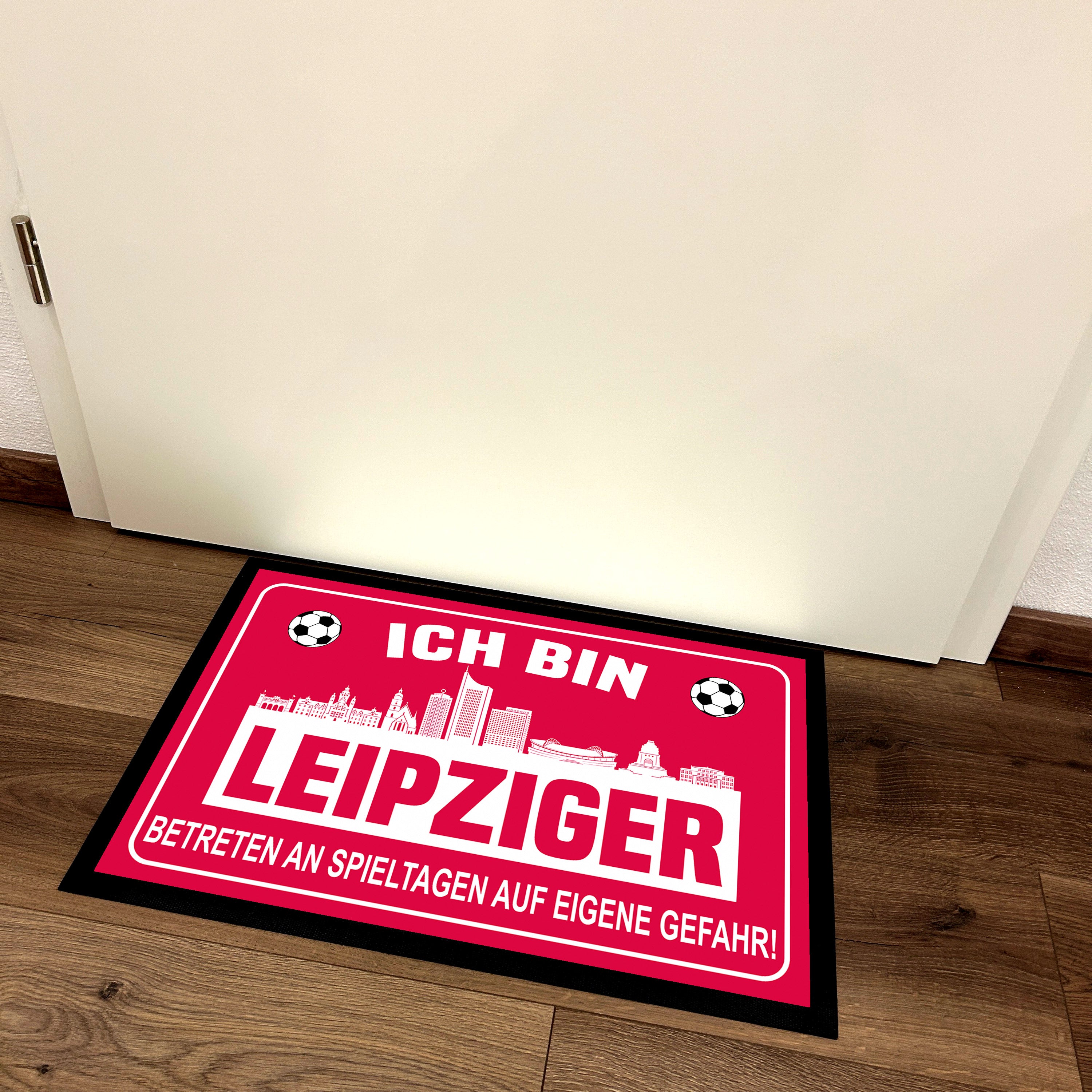 Fußmatte für Fußballfans mit Skyline | 60x40cm | Ich bin Leipziger - Betreten an Spieltagen auf eigene Gefahr! | Zeige deine Stadtliebe und Fußballbegeisterung! | für innen und außen