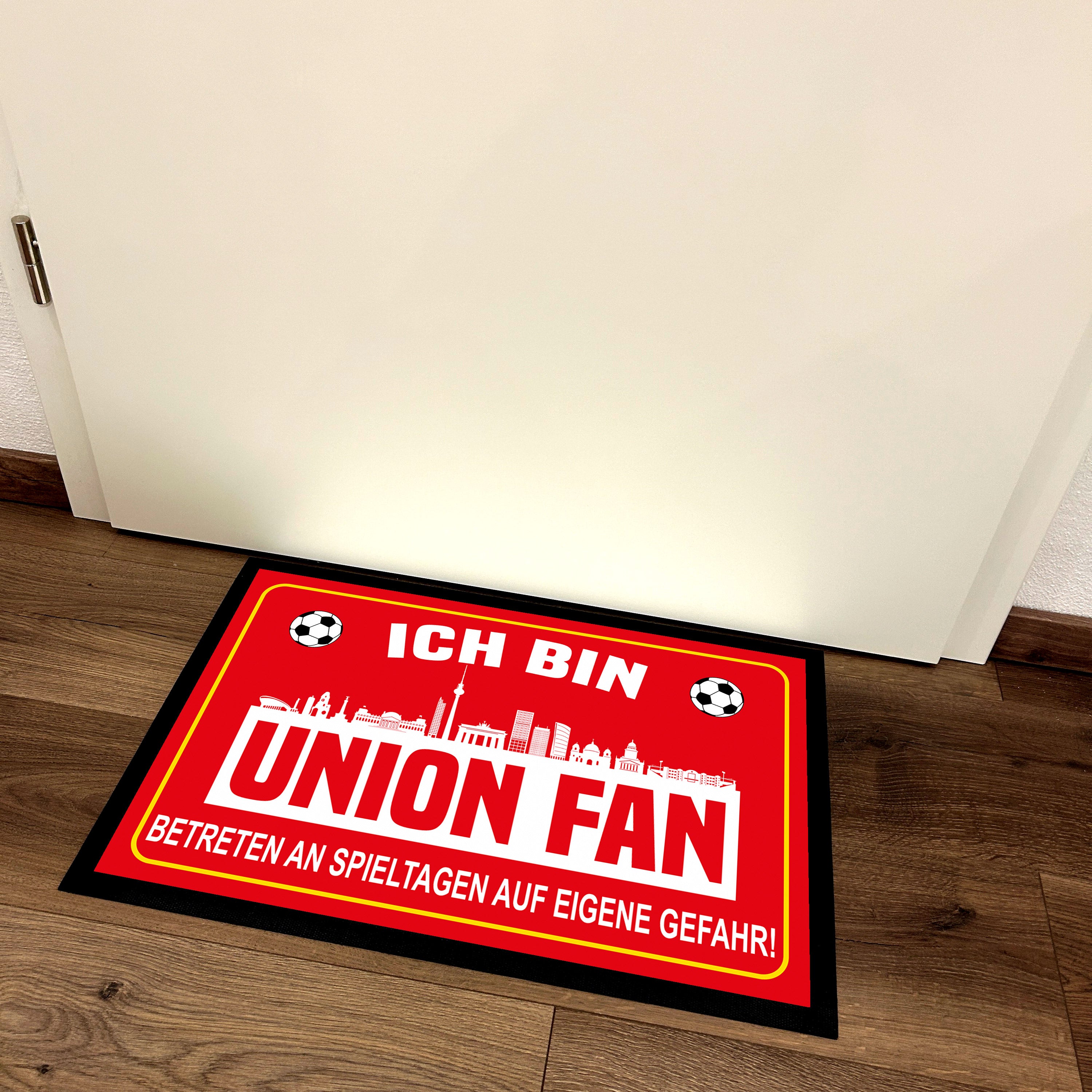 Fußmatte für Fußballfans mit Skyline | 60x40cm | Ich bin Union Fan - Betreten an Spieltagen auf eigene Gefahr! | Zeige deine Stadtliebe und Fußballbegeisterung! | für innen und außen