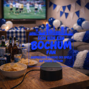 Bochum Fan Fußball LED Nachtlicht – 3D Skyline Design „Ansprechen auf eigene Gefahr“ – RGB Farbwechsel mit Fernbedienung & Touch – Stimmungslicht für die Man Cave – 19x23cm