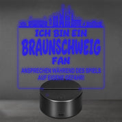 Braunschweig Fan Fußball LED Nachtlicht – 3D Skyline Design „Ansprechen auf eigene Gefahr“ – RGB Farbwechsel mit Fernbedienung & Touch – Stimmungslicht für die Man Cave – 19x23cm