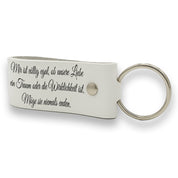 Schlüsselanhänger aus echtem Rindsleder – personalisierbar mit Koordinaten, Kompass oder Wunschtext – handgefertigtes Liebesgeschenk für Paare.