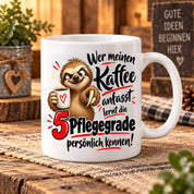 Herzbotschaft Tasse mit Farbwahl - Kaffee Faultier 5 Pflegegrade Geschenk 330 ml