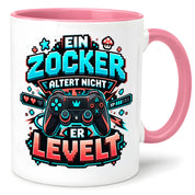 Herzbotschaft Geburtstag Tasse für Gamer Ein Zocker altert nicht er levelt