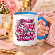Herzbotschaft Tasse 40. Geburtstag Frau – Auch mit 40 noch ein flottes Häschen – lustiges Geburtstagsgeschenk für Frauen, Freundin, Schwester, Kollegin, Mama oder Ehefrau – witzige Hasen Tasse – 330 ml Keramiktasse