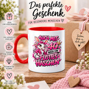Herzbotschaft Tasse 40. Geburtstag Frau – Auch mit 40 noch ein flottes Häschen – lustiges Geburtstagsgeschenk für Frauen, Freundin, Schwester, Kollegin, Mama oder Ehefrau – witzige Hasen Tasse – 330 ml Keramiktasse