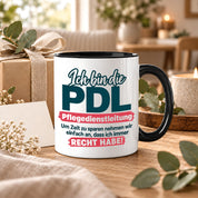 PDL Tasse Pflegedienstleitung Geschenk 330 ml Lustiger Spruch Keramiktasse Pflege Leitung Geburtstag Weihnachten Kollegin