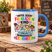 Tasse Erzieherin Geschenk fröhliches Kind wundervolle Erzieherin 330 ml Kindergärtnerin