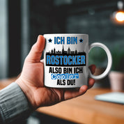 Tasse mit Motiv - Ich bin Rostocker also bin ich cooler als du! | Fußball Keramiktasse für Hansa Fan | Skyline deiner Stadt